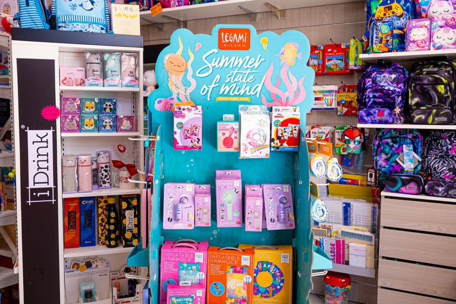 Espositori e novità in negozio